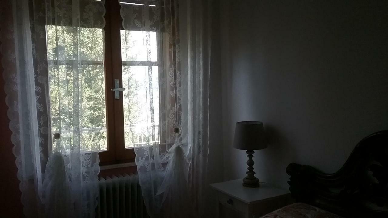 Antica Casa Di Famiglia Hotel Castiglione del Lago Bagian luar foto